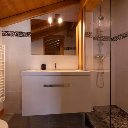 Folettes 4ch Jardin Vue Cheminee Jacuzzi *